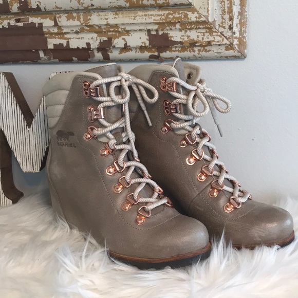 sorel rose gold boots